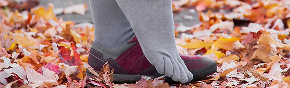 Why do people decide to wear toe socks 2